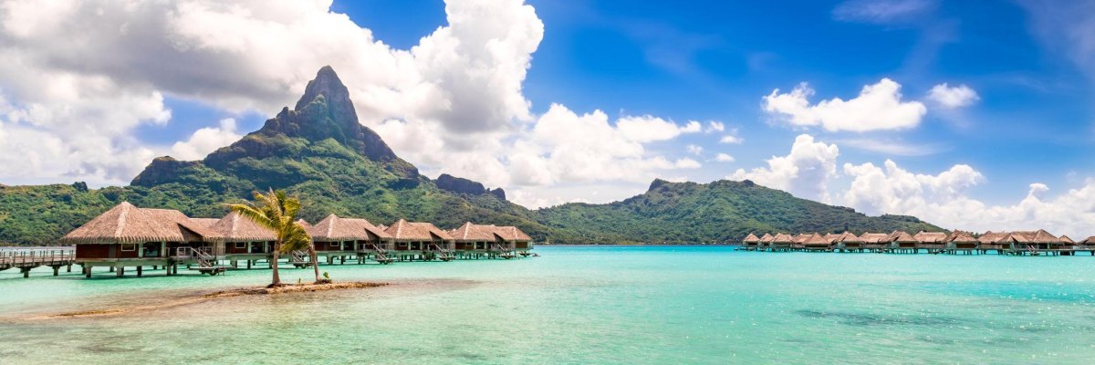 Bora Bora lagoon and bungalows