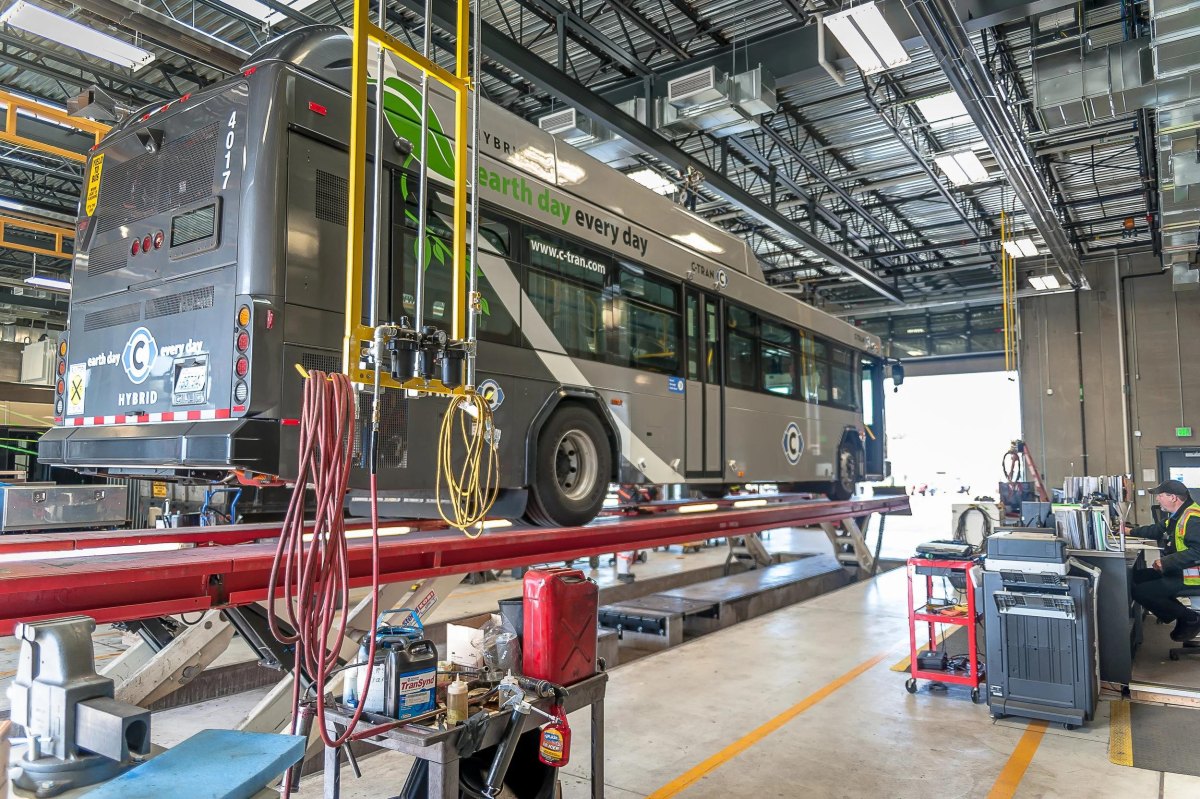 Efficient bus maintenance facility