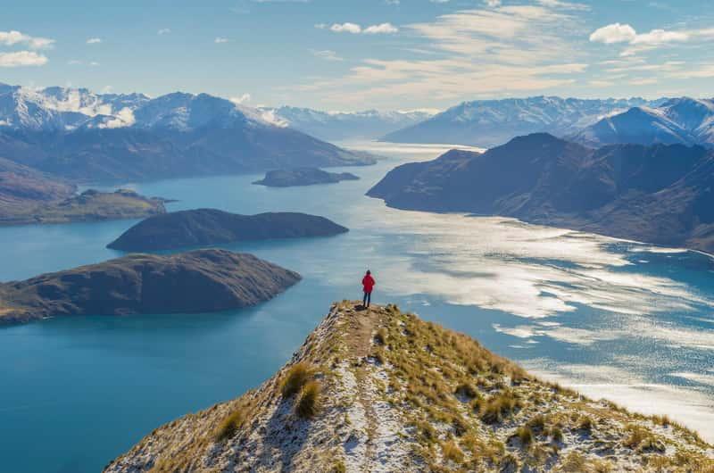 New Zealand mountains and lakes