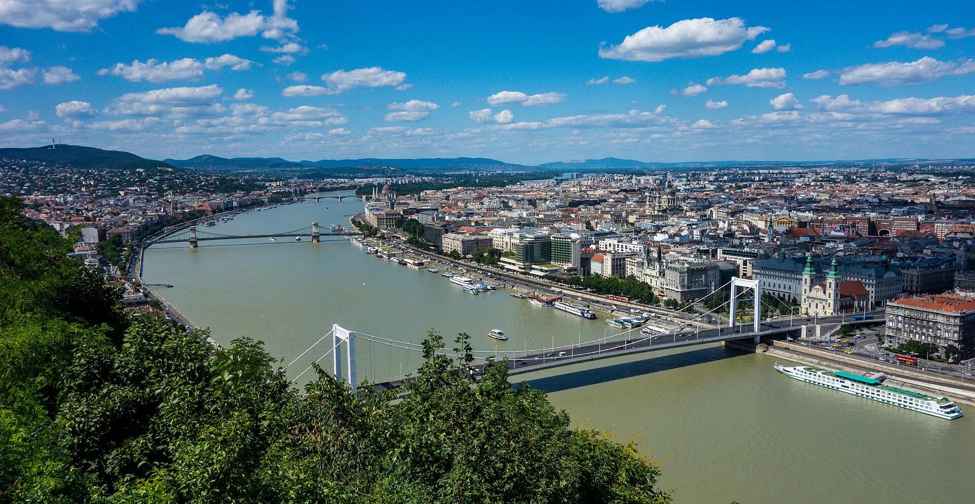 Budapest 3 day itinerary city panorama with bridges, river and distant hills
